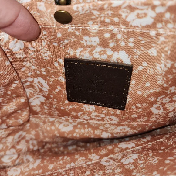 Lyons Leather Co. Espresso Queen Bee Brown Leather Crossbody And Baby Bee - Picture 2 of 12